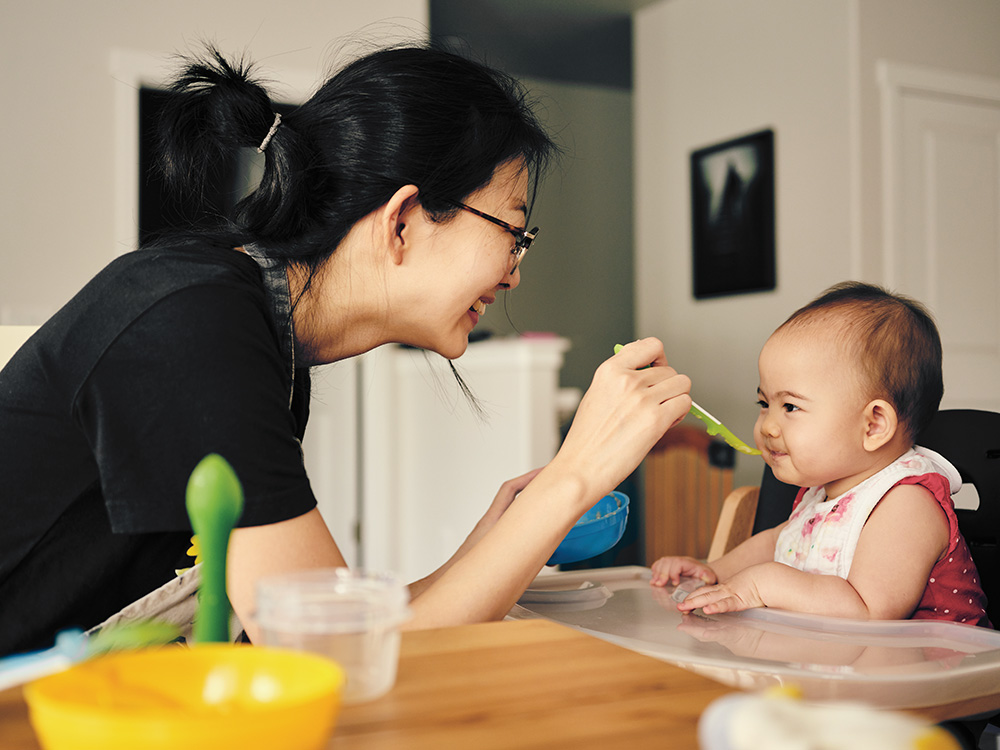 Bac Spoon Feeding Baby